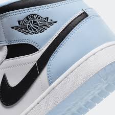 Jordan 1 Mid SE Ice Blue (2023) (DV1308-104) | SneakerClassics