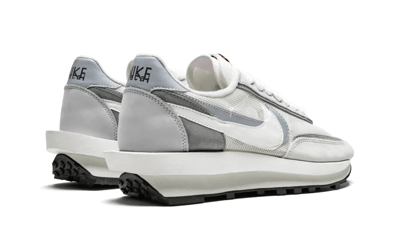 Nike LD Waffle sacai Summit White (BV0073-100) | SneakerClassics