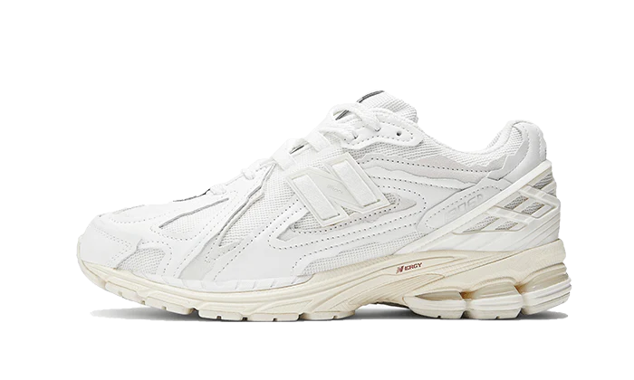 New Balance 1906D Protection Pack White (M1906DE) | SneakerClassics