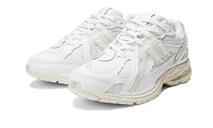 New Balance 1906D Protection Pack White (M1906DE) | SneakerClassics