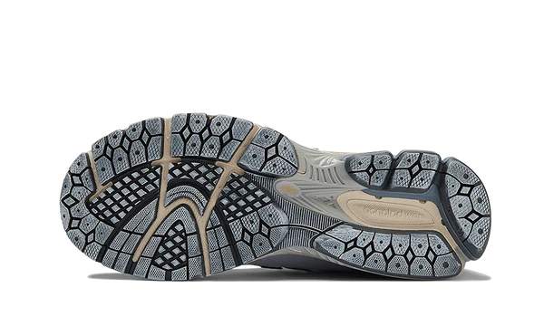 New Balance 1906R AURALEE Flint Stone (M1906RAL) | SneakerClassics
