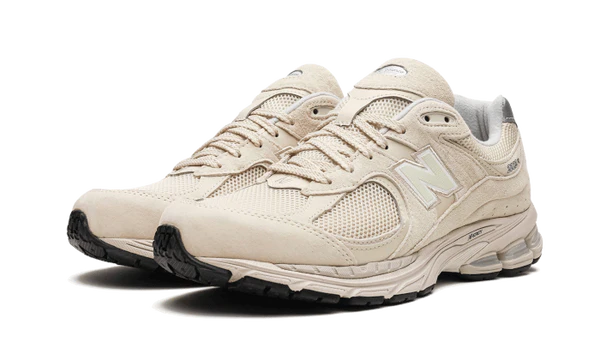 New Balance 2002R Bone Light Aluminum (ML2002RE) | SneakerClassics
