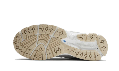 New Balance 2002R Concrete Grey (M2002RSB) | SneakerClassics