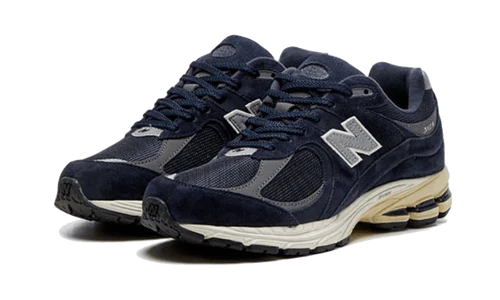 New Balance 2002R Eclipse Navy (M2002RCA) | SneakerClassics