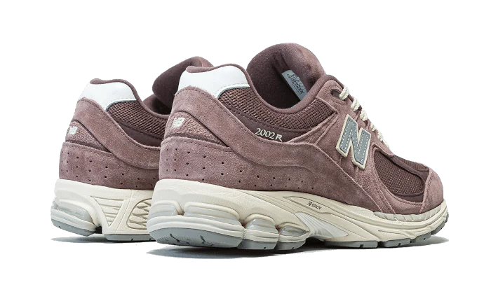 New Balance 2002R Black Fig (M2002RHD) | SneakerClassics