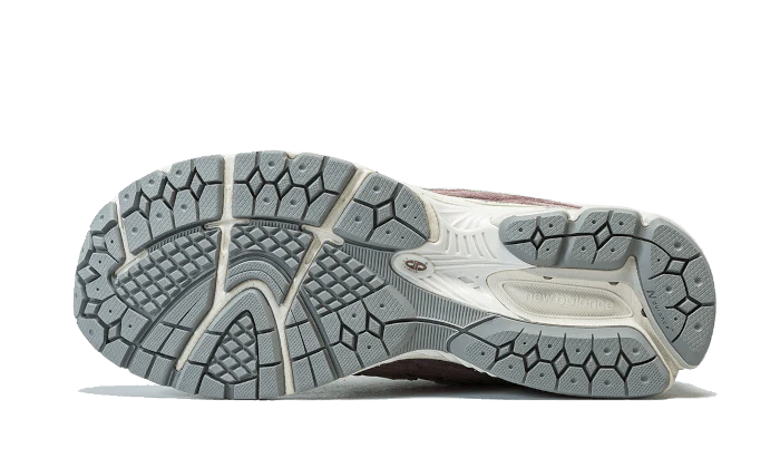 New Balance 2002R Black Fig (M2002RHD) | SneakerClassics