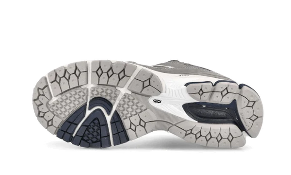 New Balance 2002R thisisneverthat ''The 2022 Downtown Run'' (M2002RTH) | SneakerClassics