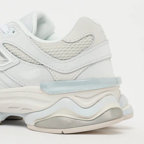 New Balance 9060 Grey Metallic Silver (U9060SQG) | SneakerClassics