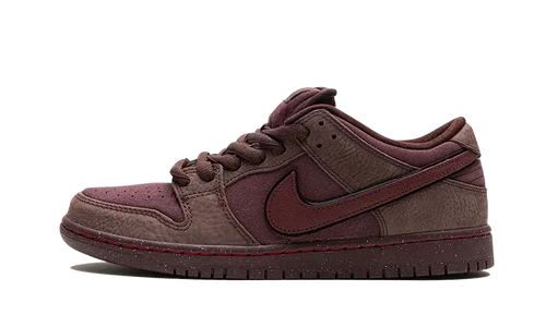 Nike SB Dunk Low City of Love Burgundy Crush (FN0619-600) | SneakerClassics