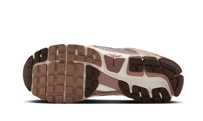 Nike Zoom Vomero 5 Dusted Clay (HF1553-200) | SneakerClassics