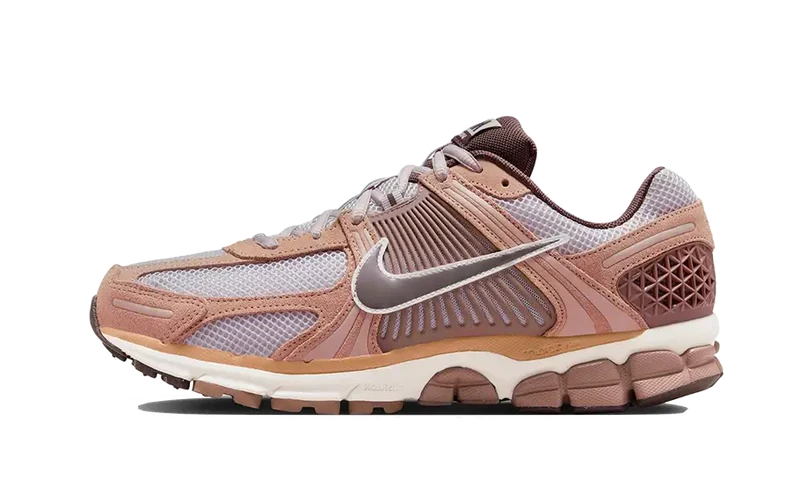 Nike Zoom Vomero 5 Dusted Clay (HF1553-200) | SneakerClassics