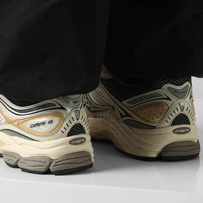 Saucony ProGrid Omni 9 Gold (S70739) | SneakerClassics