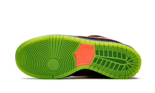 Nike SB Dunk Low Night of Mischief Halloween (BQ6817-006) | SneakerClassics