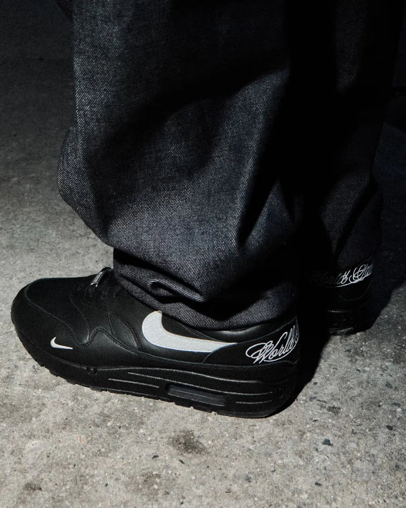 Nike Air Max 1 '87 SP Supreme Black White (HF8813-001) | SneakerClassics