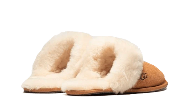 UGG Scuffette II Slipper Chestnut (Women's) (1106872-CHE) | SneakerClassics