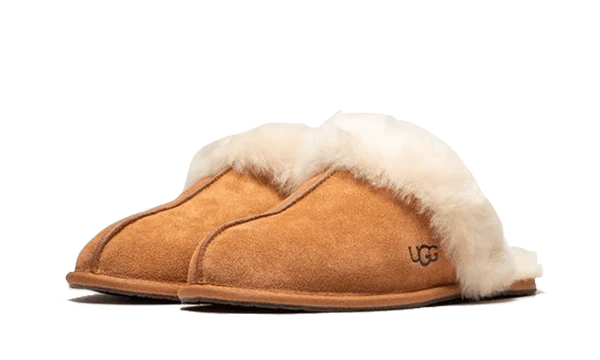 UGG Scuffette II Slipper Chestnut (Women's) (1106872-CHE) | SneakerClassics