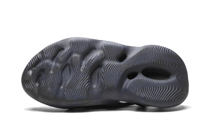 adidas Yeezy Foam RNNR Mineral Blue (GV7903) | SneakerClassics