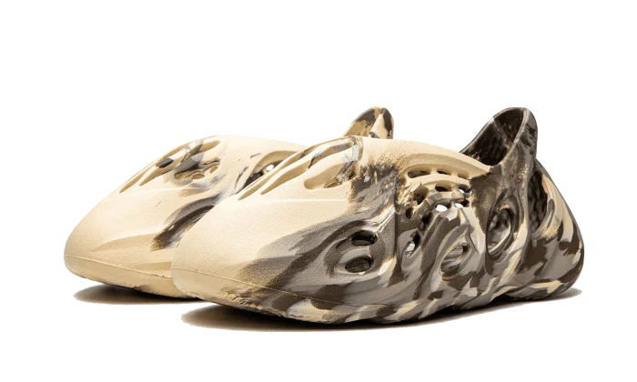 adidas Yeezy Foam RNNR MX Cream Clay (GX8774) | SneakerClassics